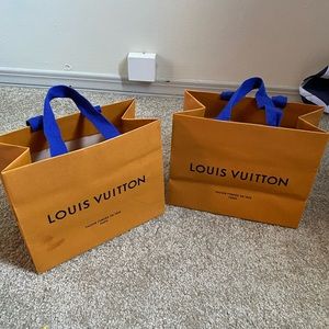 2 LV Shopping bags